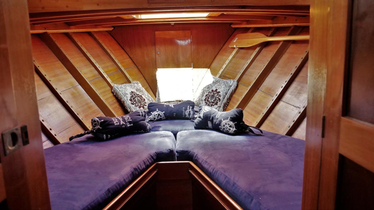 "Om" Yacht 호텔 니다 외부 사진