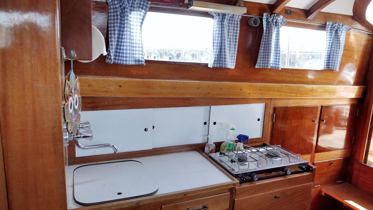 "Om" Yacht 호텔 니다 외부 사진