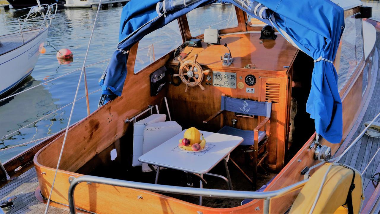 "Om" Yacht 호텔 니다 외부 사진